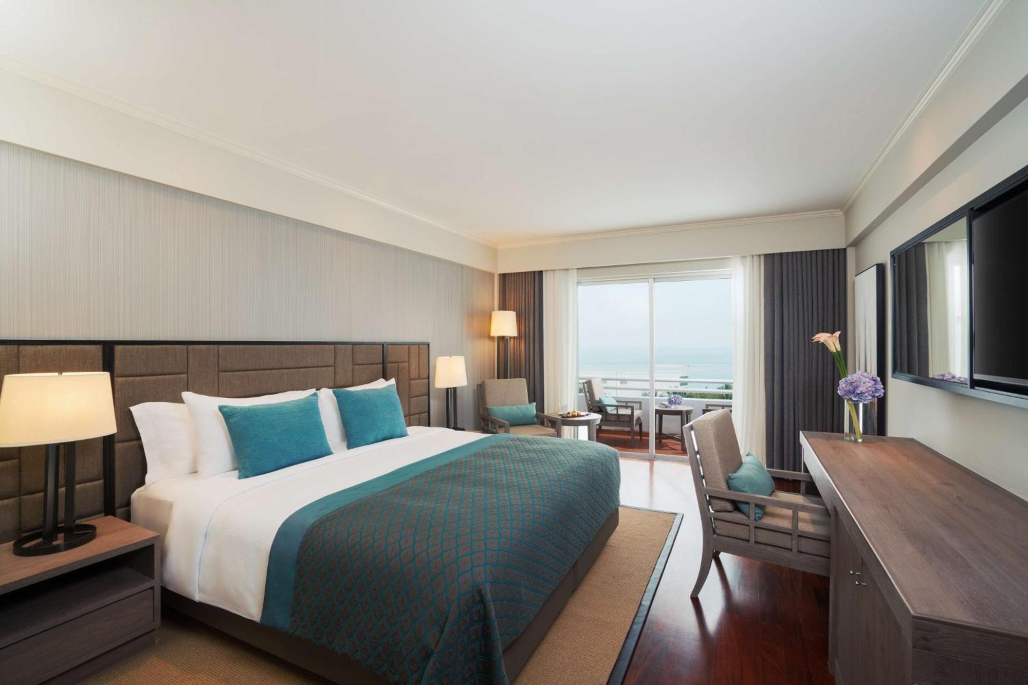 Deluxe Sea View Plus Room,1546395931:JPEG