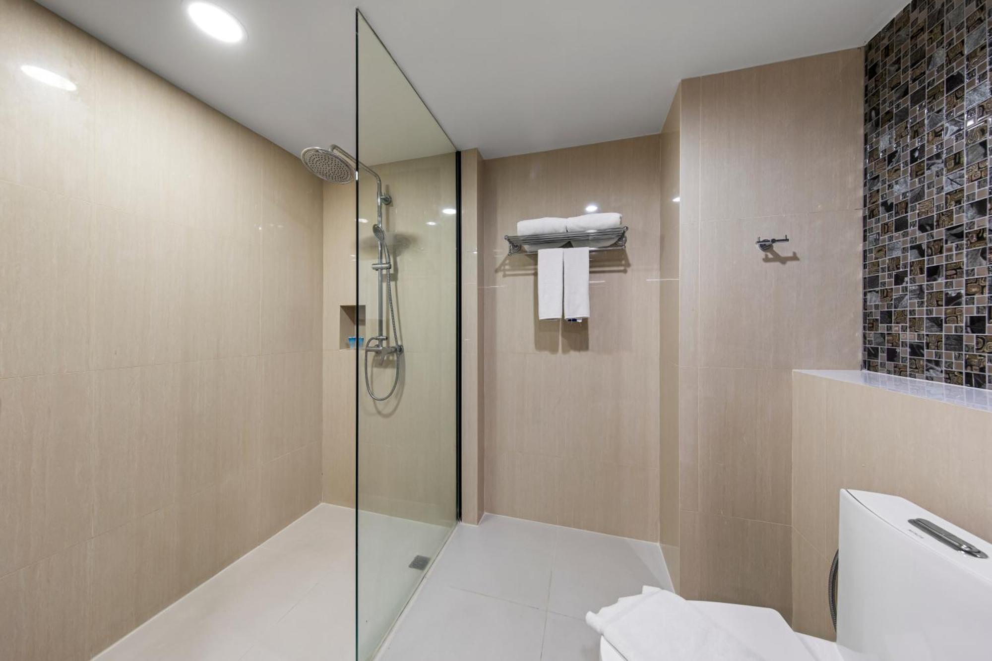 Superior Zimmer mit Kingsize-Bett und Meerblick