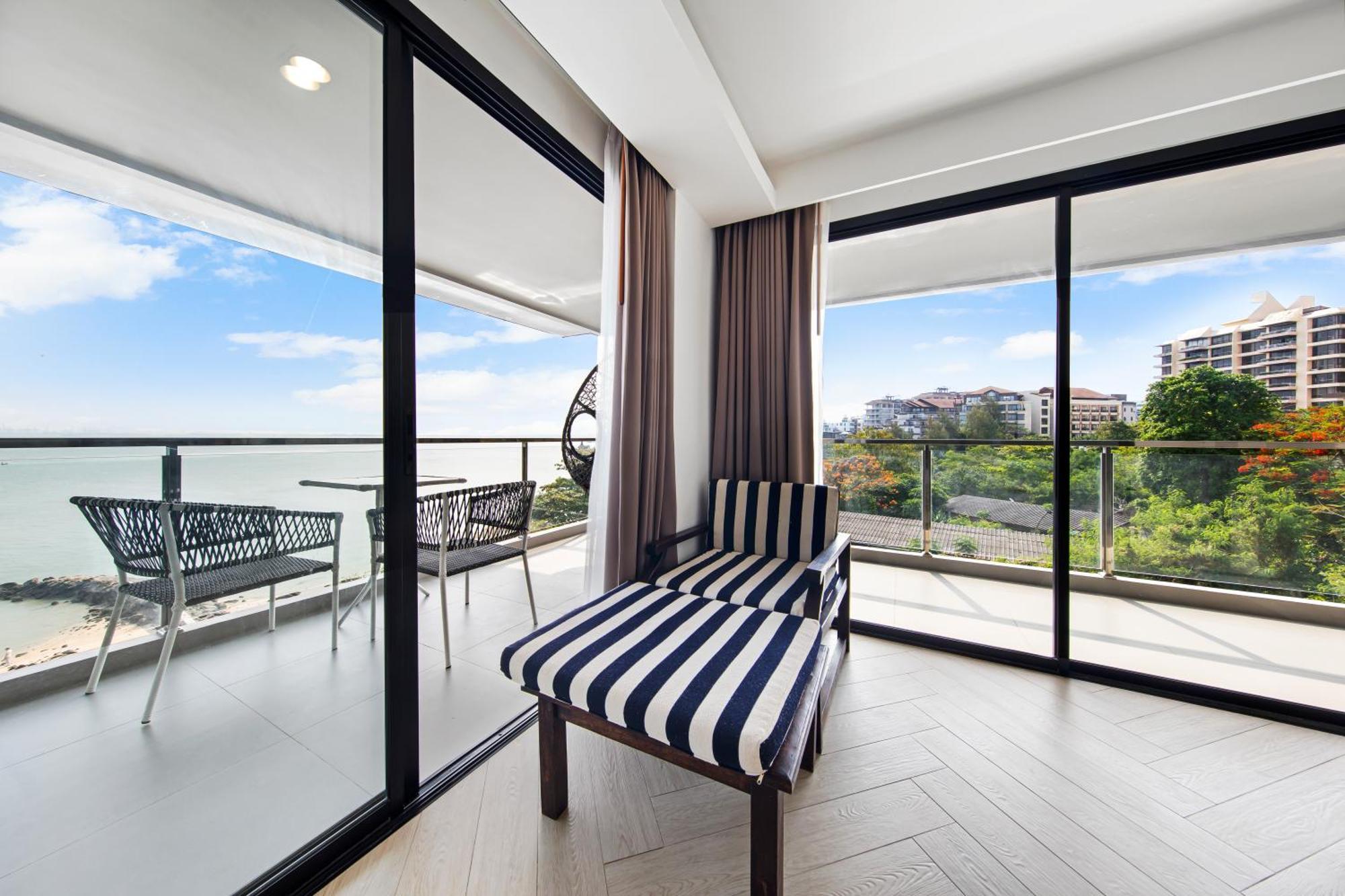 Deluxe Doppelzimmer mit Balkon und Meerblick