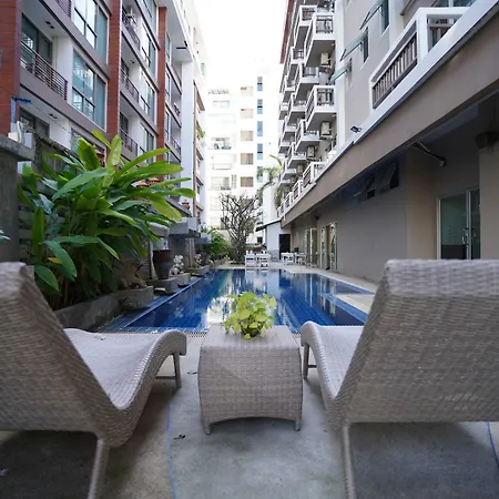 Kokotel Pattaya South Beach-2